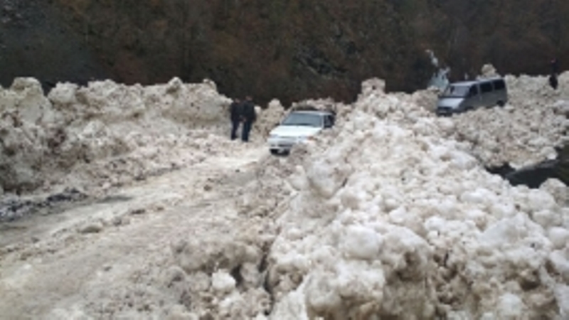 Автодорога в Рутульском районе расчищена после схода лавины