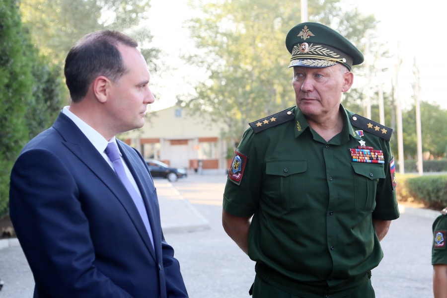 Артем Здунов встретился с командующим войсками Южного военного округа