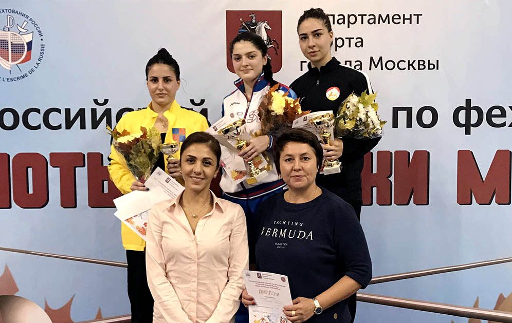 Айзанат Муртазаева выиграла всероссийский турнир по фехтованию