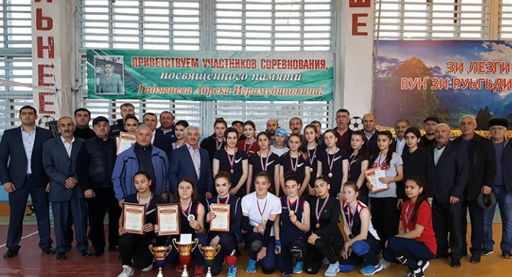 В Магарамкентском районе провели турнир по волейболу