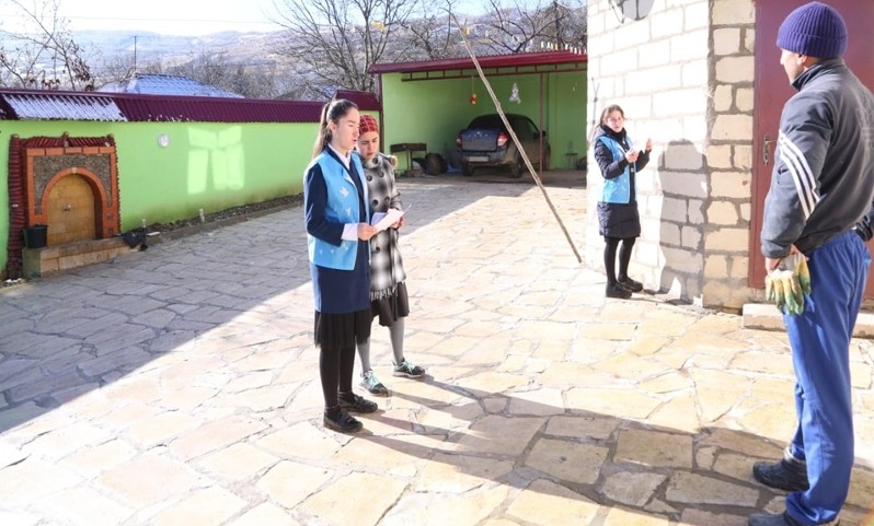 Волонтеры в Дагестане помогают с переходом на цифровое телевещание