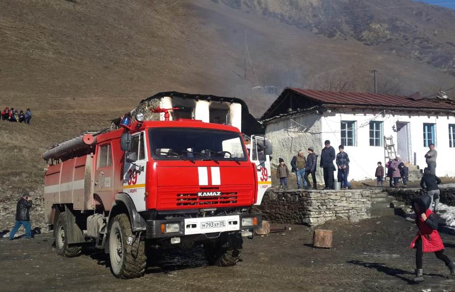 Пожар в школе села Гениятль потушен