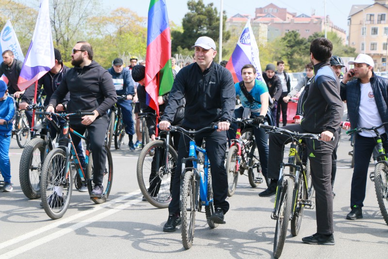 В велопробеге в Каспийске приняло участие более 200 велосипедистов