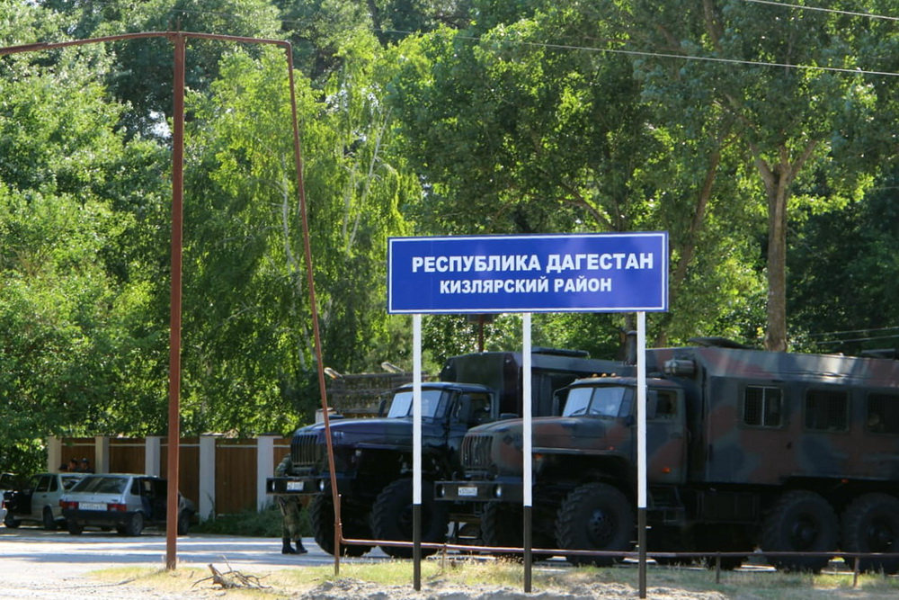 Знаковое дежурство. Очевидцы сообщили о нормализации обстановки в Кизляре (ФОТО)