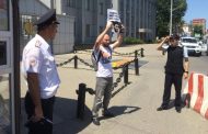 В Махачкале доставлен в полицию бывший главный редактор «Молодежи Дагестана»