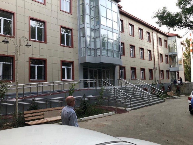 Строительство нового корпуса онкодиспансера завершат в Дагестане к ноябрю