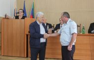 Ополченцам Новолакского и Буйнакского районов вручили юбилейные медали
