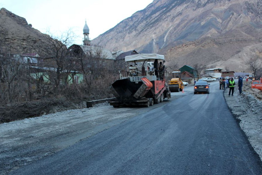 В Дагестане при ремонте автодороги похищено более 30 млн рублей
