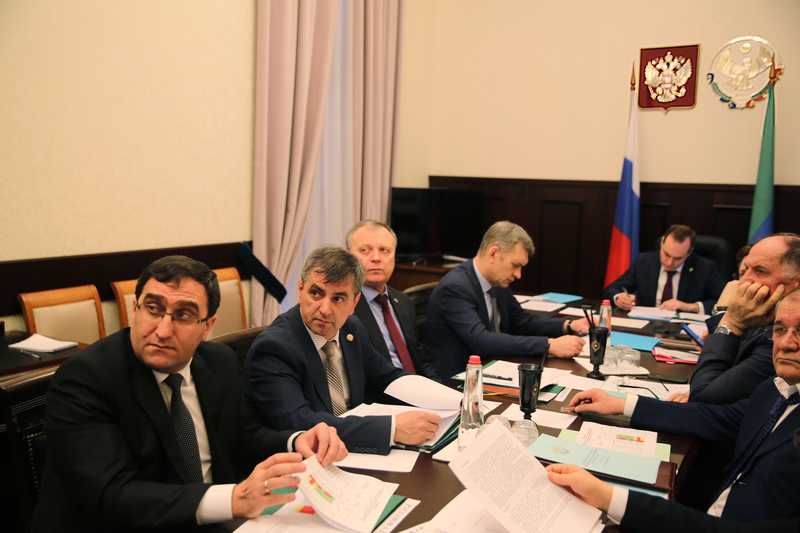 Правительство Дагестана приняло участие в заседании президиума Совета при президенте России