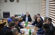 Артем Здунов провел оперативное совещание в Кизляре по поводу вспышки кишечной инфекции