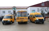 Три новых автобуса получили школы Казбековского района