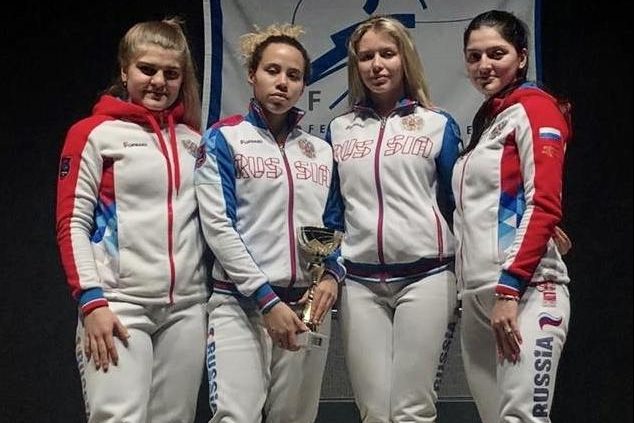 Айзанат Муртазаева в составе сборной России выиграла этап Кубка мира по фехтованию