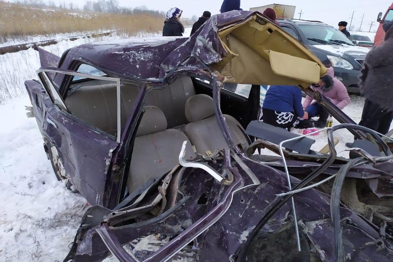 Водитель «шестерки» стал жертвой ДТП на трассе Астрахань – Махачкала