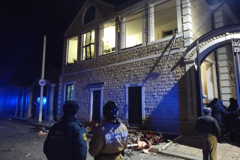 Взрыв газа произошел в частном доме в Махачкале. Пострадал один человек