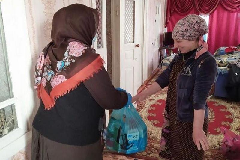 В Дагестане проходит акция помощи пожилым людям и многодетным семьям в период пандемии
