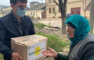 Волонтеры доставляют продукты малоимущим жителям Дербента