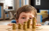 На выплаты для детей 3–7 лет из малоимущих семей выделено дополнительно 8,8 млрд рублей