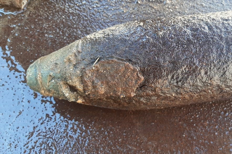 Саперы уничтожили старый артиллерийский снаряд, найденный в пригороде Махачкалы