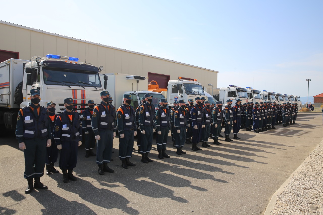 В Дагестан прибыли специалисты Волжского спасательного центра МЧС России