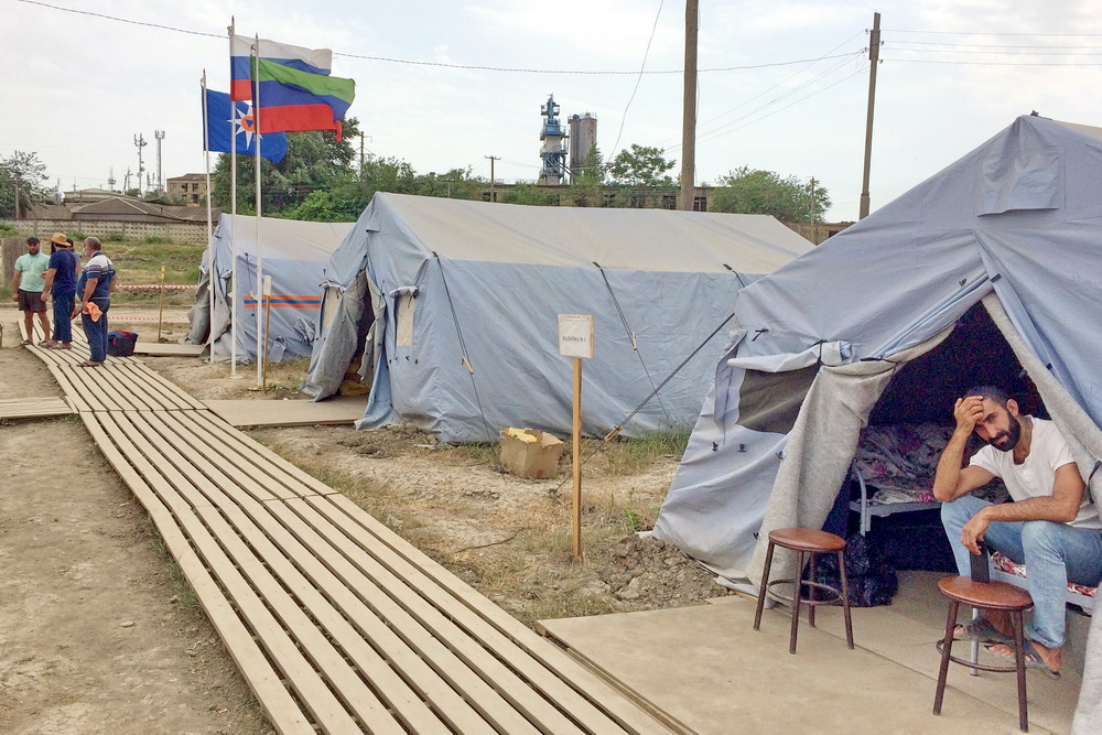 Баку усилит палаточный лагерь для граждан Азербайджана в Кулларе своим персоналом