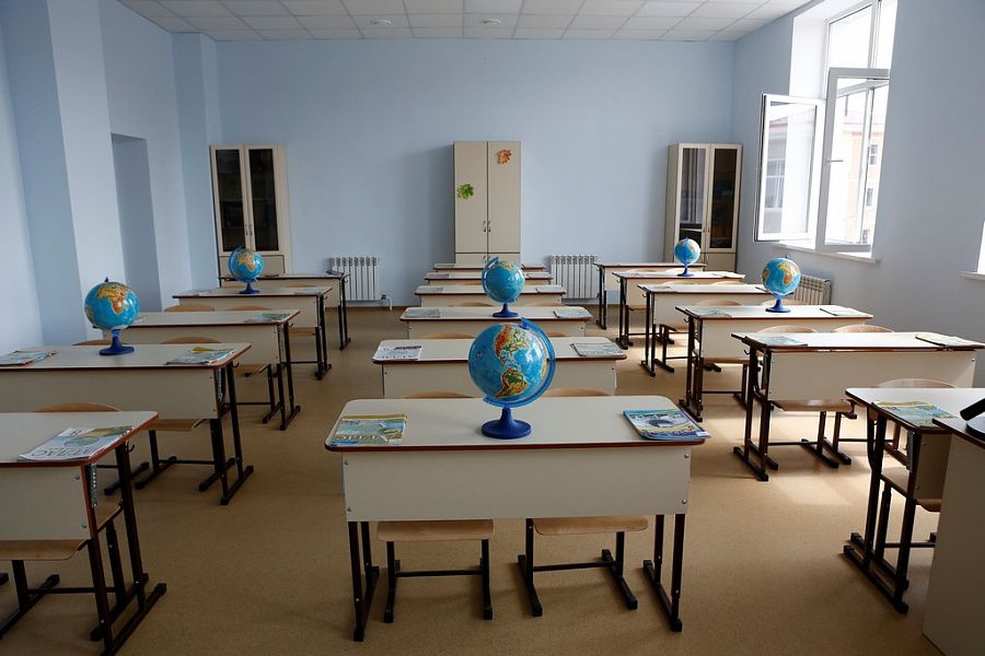 Готовность школ к началу нового учебного года обсудили в правительстве Дагестана