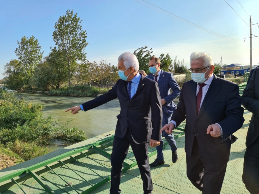 Владимир Васильев: «Налоги платить необходимо: тогда мы сможем построить и дороги надлежащего качества, и мосты капитальные»