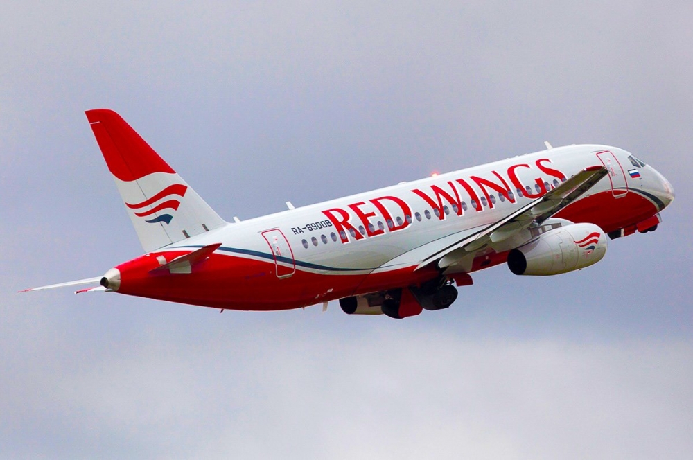 Red Wings запустит новый рейс из Махачкалы в Екатеринбург
