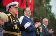 В Каспийске в День Победы состоялся военный парад