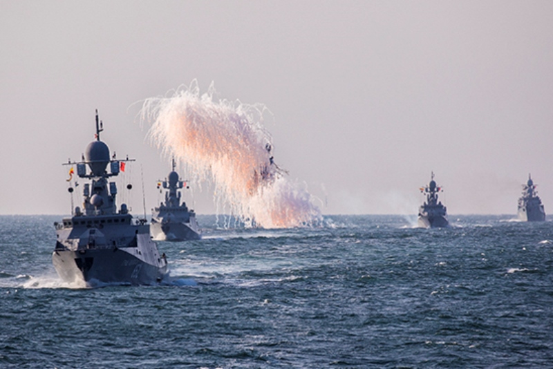 Парад боевых кораблей Каспийской флотилии состоялся в Дагестане