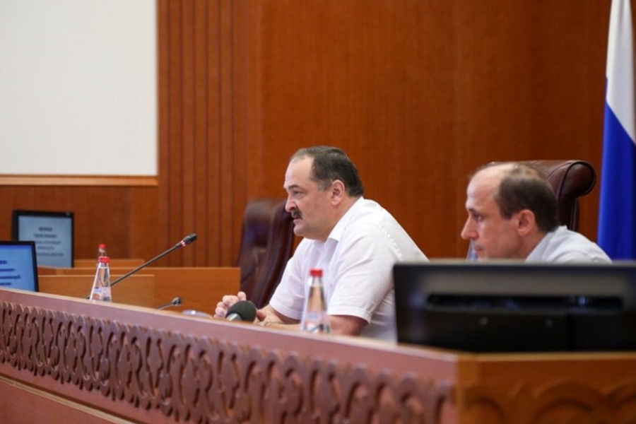 Алим Темирбулатов рассказал о проблемах развития муниципальных образований на заседании Совета глав МО Дагестана