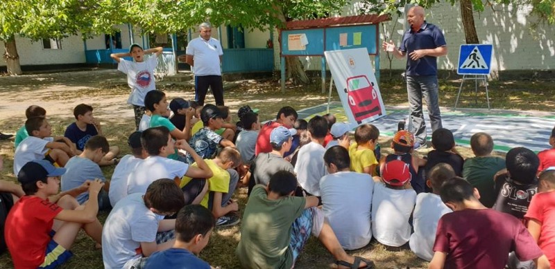 В лагере «Ореховая роща» Кайтагского района детям рассказали о ПДД