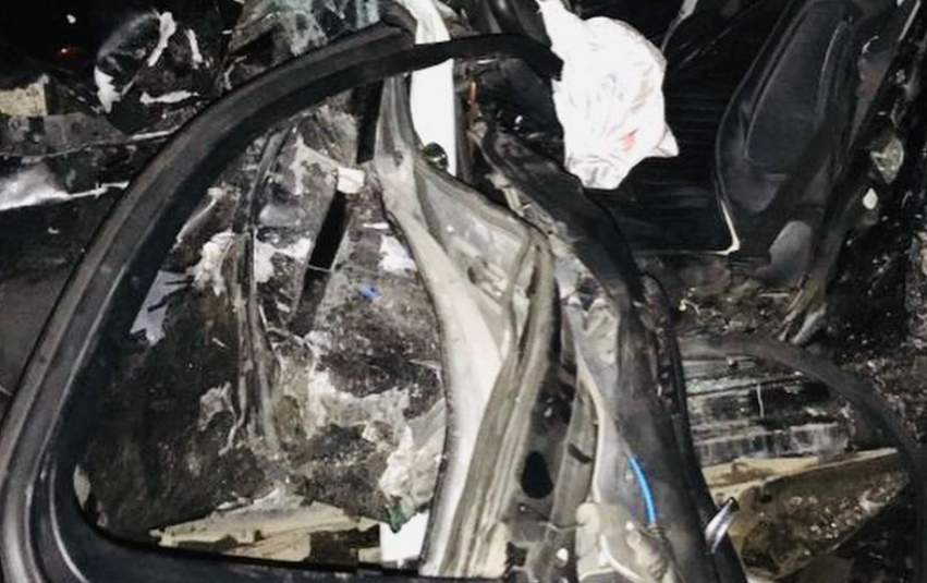 Пять человек погибли в столкновении КамАЗа и легковых машин в Дербентском районе