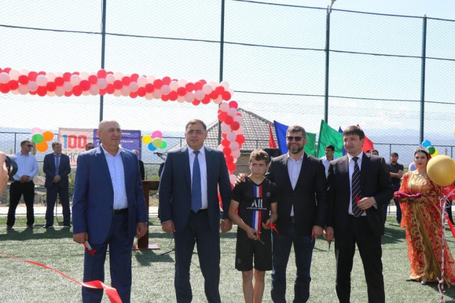 В селе Джепель Магарамкентского района открыли мини-футбольное поле