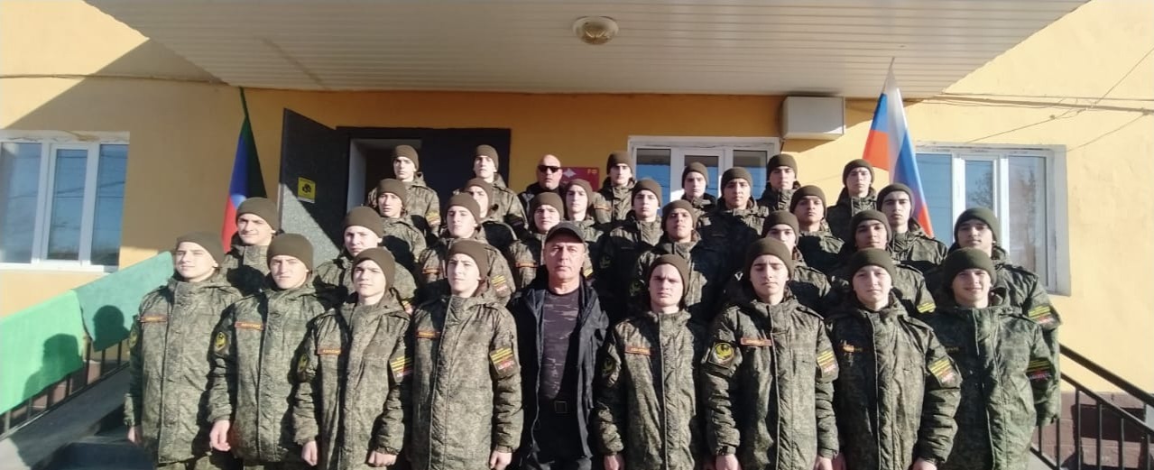 Ученики 10-х классов Казбековского района участвуют в пятидневных сборах