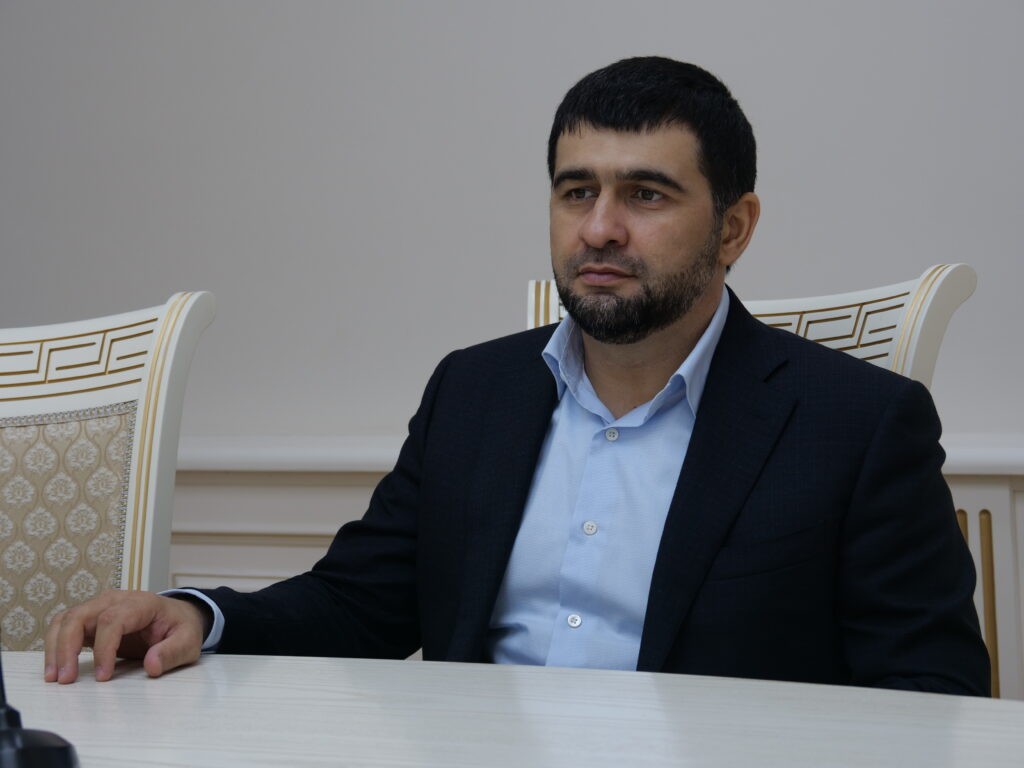 Избран новый председатель собрания депутатов Ленинского района Махачкалы