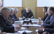 Выездное совещание провел в Ботлихе вице-премьер Дагестана Ризван Газимагомедов