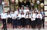 Глава Магарамкентского района вручил золотые медали выпускникам школ