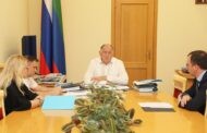 Абдулмуслим Абдулмуслимов провел встречу с директором ТФОМС РД Ахмедом Гудовым
