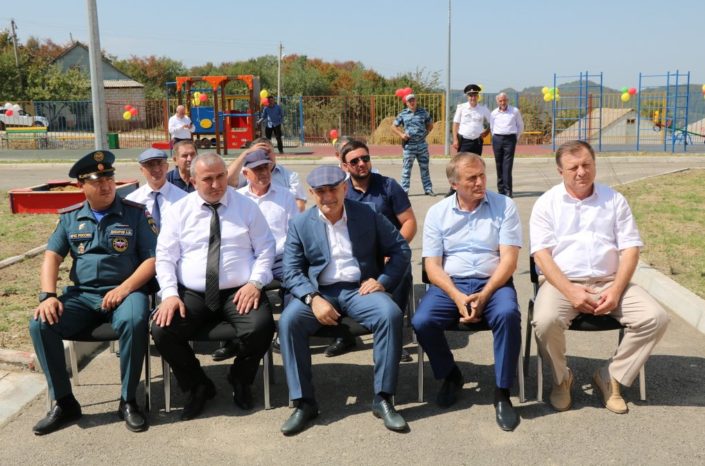 В селении Буртунай Казбековского района открыли новые ясли-сад на 60 мест