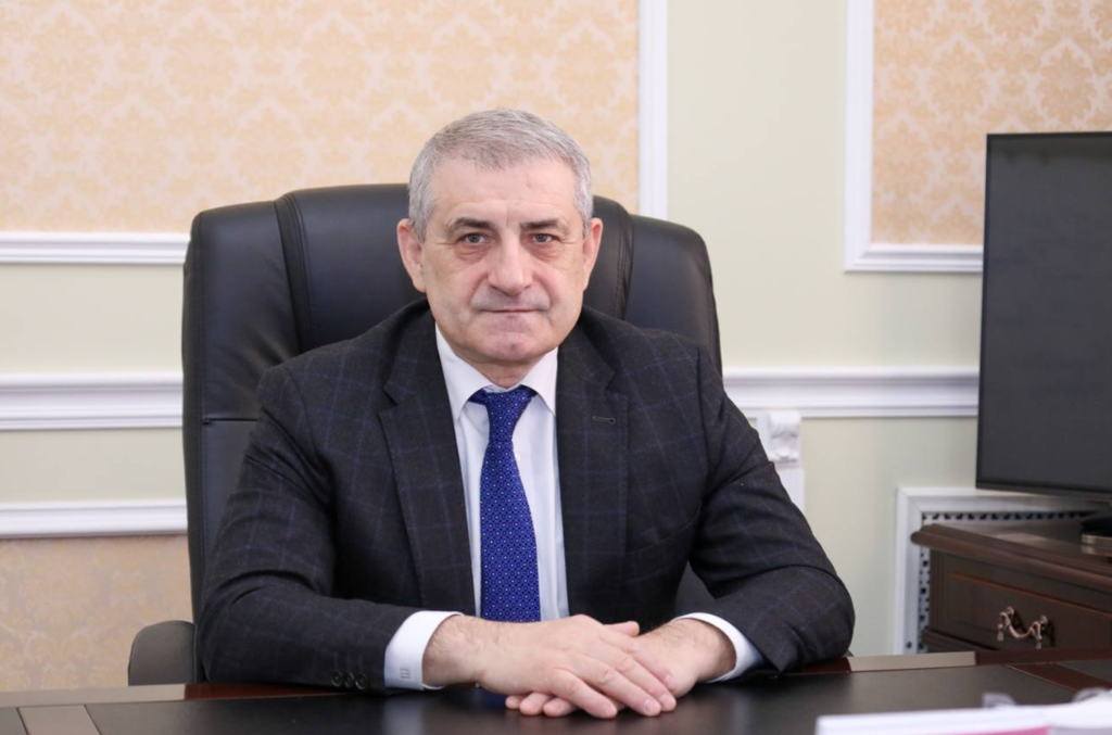 Газимагомедов покинул должность вице-премьера Дагестана