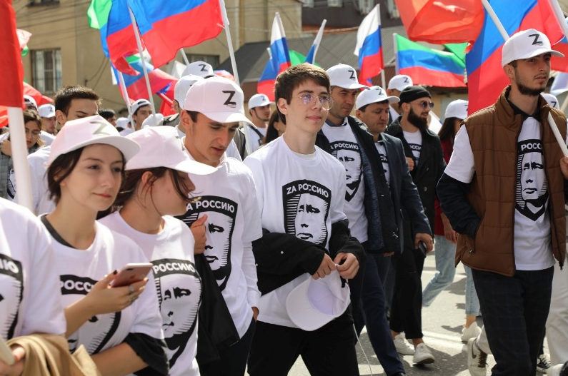 Премьер-министр Дагестана запустил акцию «Поддержим наших»