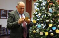 Премьер-министр Дагестана исполнит новогодние желания детей из нуждающихся семей