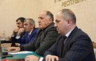 Премьер Дагестана представил коллективу минэкономразвития нового руководителя