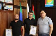 Глава Магарамкентского района Фарид Ахмедов наградил участников СВО