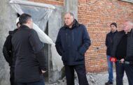Абдулмуслим Абдулмуслимов проверил ход строительства школы в Каспийске
