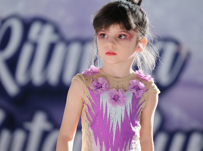 Юная спортсменка из Дагестана делает первые шаги в художественной гимнастике в Турции