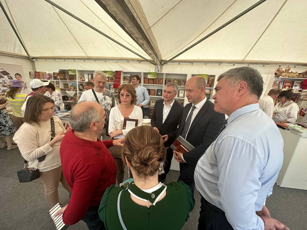 Дагестанская делегация приняла участие в книжной ярмарке «Китап-байрам» в Уфе