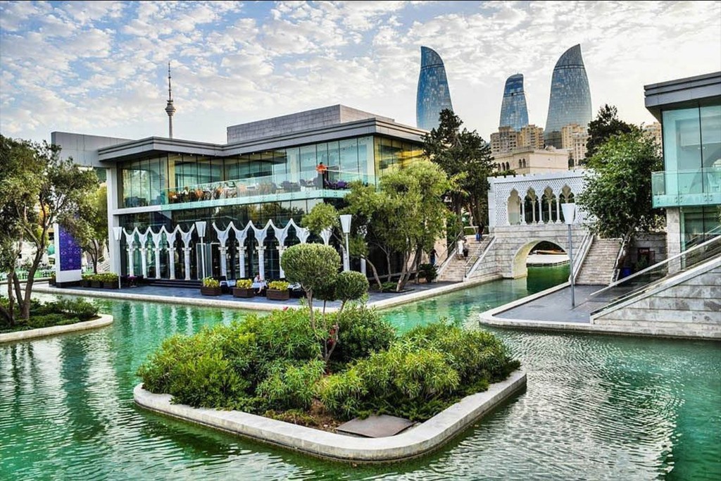 Такибат Махмудова поделилась воспоминаниями о визите в Азербайджан