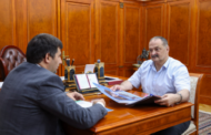 Сергей Меликов провел встречу с избранным главой Буйнакского района