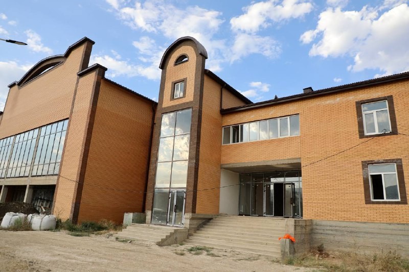 В Сергокале ускорено возведение нового дома культуры